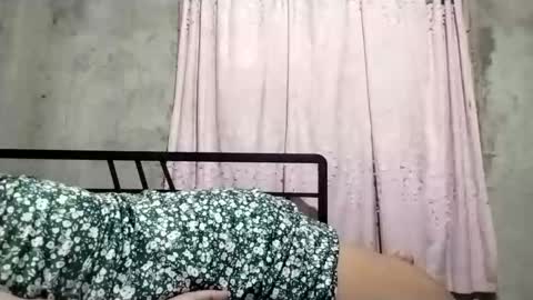 rose_marie2025 online show from October 31, 2025, 7:26 pm