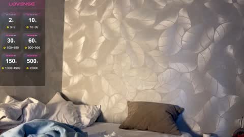 Im Rose online show from September 21, 2025, 9:55 am