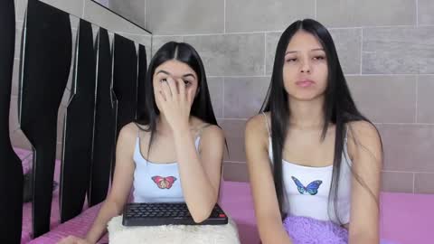 Rose y Miah online show from January 2, 2025, 6:29 am