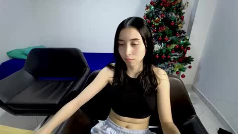 Rose Sins and Don Viktor online show from December 22, 2025, 4:37 pm