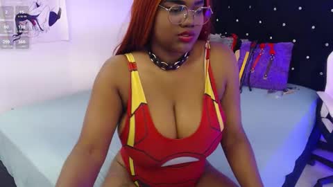 Your girl Rose  6k of followers online show from October 31, 2025, 9:38 pm