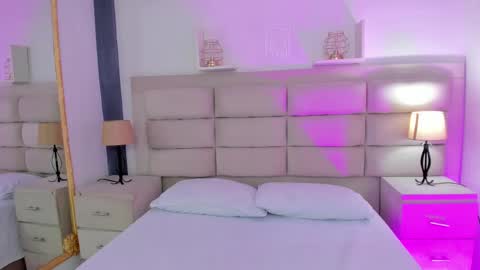 Rose online show from February 21, 2025, 1:33 pm