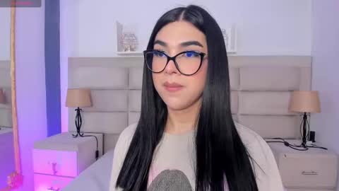 Rose online show from October 5, 2025, 12:58 pm