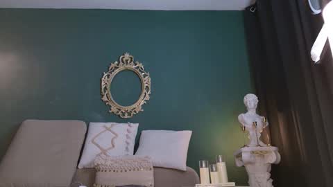 rosedelic online show from December 20, 2025, 10:11 am