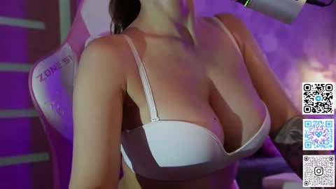 Snapshot of roseess_ chatting on March 11, 2025, 4:54 am roseess_ online show from March 11, 2025, 4:54 am