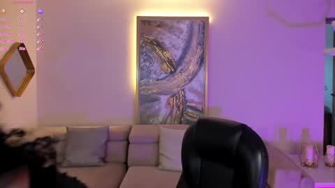 Rose  online show from January 24, 2025, 8:22 pm