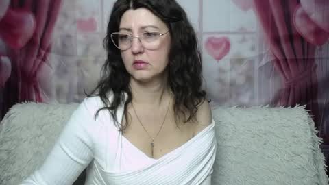 Snapshot of rosehille chatting on May 2, 2026, 5:12 am RoseHille online show from May 2, 2026, 5:12 am