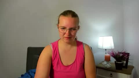 Snapshot of rosehypnotic chatting on April 30, 2026, 5:30 pm Rose online show from April 30, 2026, 5:30 pm