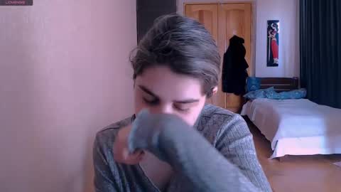 Rose online show from March 5, 2025, 9:16 am