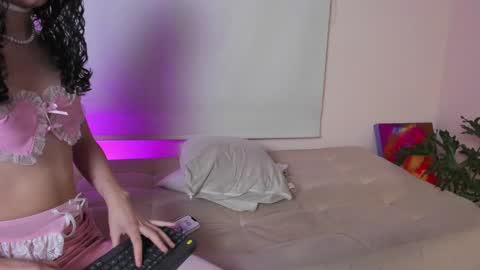 Lyla OF roselinedior online show from January 8, 2025, 6:52 pm