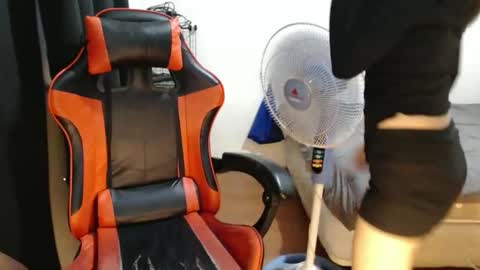 rosemae07 online show from October 27, 2025, 9:02 am