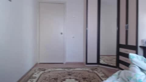 Snapshot of rosendalounsberry chatting on May 14, 2026, 2:13 pm Lina online show from May 14, 2026, 2:13 pm