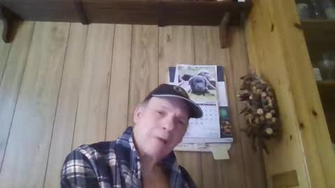 roses2u1958 online show from March 17, 2026, 11:02 am