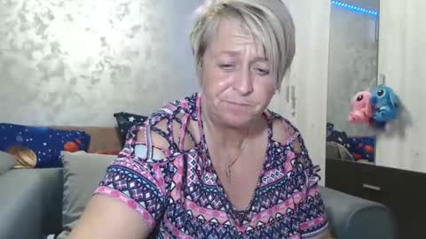 Lovepinklilly online show from December 17, 2025, 5:30 pm