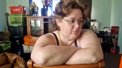 Rosey online show from November 25, 2025, 8:53 pm