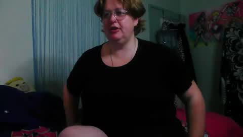 Rosey online show from December 3, 2025, 7:27 am