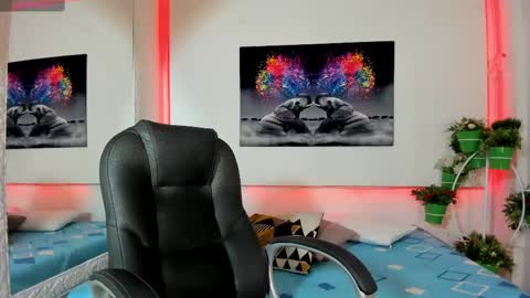 Snapshot of rosi_cooper chatting on February 23, 2025, 11:22 am rosi_cooper online show from February 23, 2025, 11:22 am