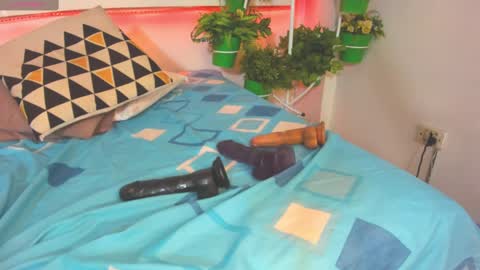 Snapshot of rosi_cooper chatting on March 5, 2025, 2:12 pm rosi_cooper online show from March 5, 2025, 2:12 pm