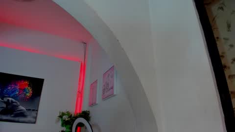 Snapshot of rosi_cooper chatting on February 1, 2026, 11:09 am rosi_cooper online show from February 1, 2026, 11:09 am