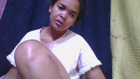 rosia685234 online show from October 7, 2025, 5:37 am