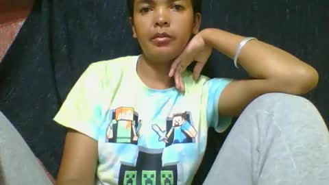 rosia685234 online show from March 19, 2026, 2:48 am