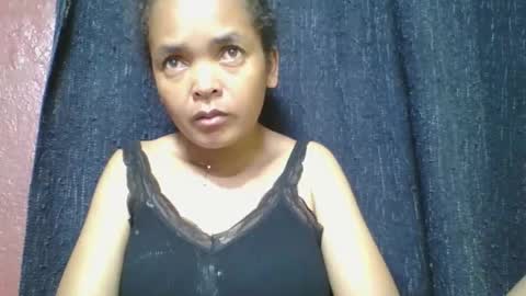 rosia685234 online show from April 21, 2026, 2:26 am