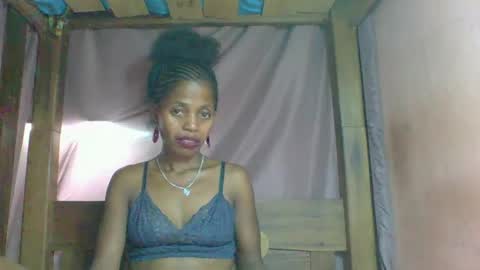 Snapshot of rosiahot1 chatting on March 7, 2025, 9:06 pm rosia online show from March 7, 2025, 9:06 pm