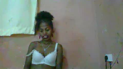 Snapshot of rosiahot1 chatting on March 9, 2025, 3:27 pm rosia online show from March 9, 2025, 3:27 pm