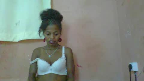 Snapshot of rosiahot1 chatting on March 9, 2025, 6:32 pm rosia online show from March 9, 2025, 6:32 pm
