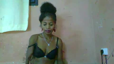 Snapshot of rosiahot1 chatting on March 10, 2025, 9:18 pm rosia online show from March 10, 2025, 9:18 pm