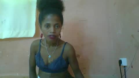 Snapshot of rosiahot1 chatting on March 11, 2025, 7:58 am rosia online show from March 11, 2025, 7:58 am