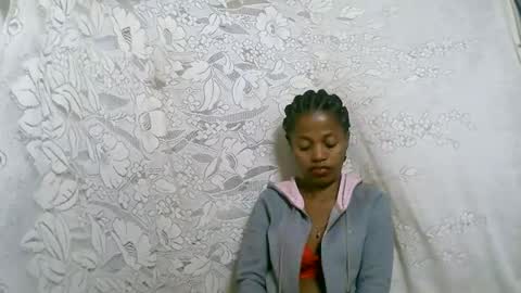 Snapshot of rosiahot1 chatting on October 2, 2025, 2:07 am rosia online show from October 2, 2025, 2:07 am