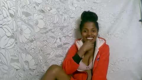 Snapshot of rosiahot1 chatting on October 11, 2025, 7:18 am rosia online show from October 11, 2025, 7:18 am