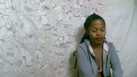 Snapshot of rosiahot1 chatting on October 16, 2025, 1:56 pm rosia online show from October 16, 2025, 1:56 pm