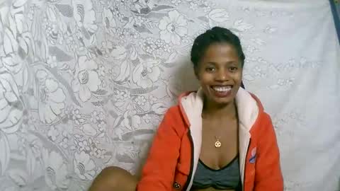 Snapshot of rosiahot1 chatting on November 21, 2025, 5:39 am rosia online show from November 21, 2025, 5:39 am