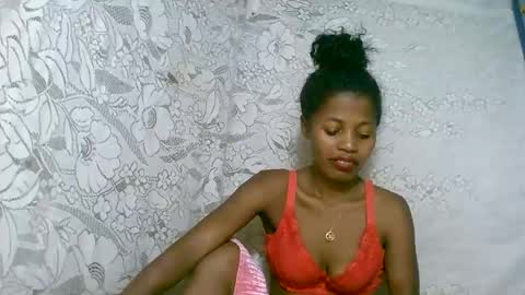 Snapshot of rosiahot1 chatting on November 22, 2025, 6:29 pm rosia online show from November 22, 2025, 6:29 pm