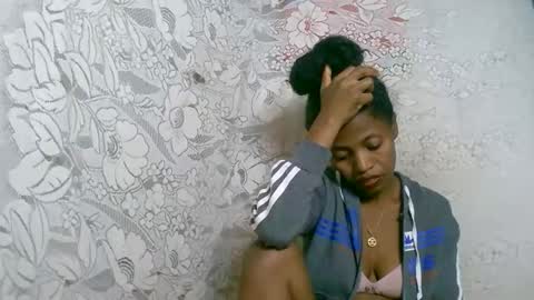 Snapshot of rosiahot1 chatting on December 3, 2025, 10:08 pm rosia online show from December 3, 2025, 10:08 pm