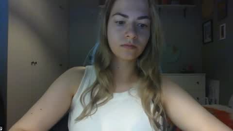 Snapshot of rosie_june chatting on July 31, 2026, 6:57 am Rosie online show from July 31, 2026, 6:57 am