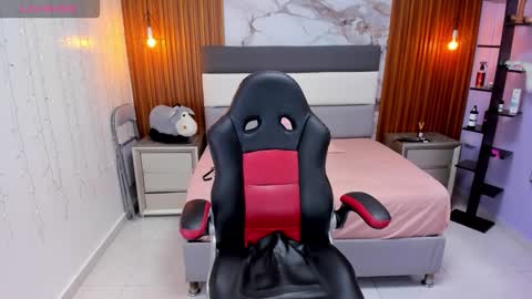 ROSSI online show from October 29, 2025, 7:37 pm