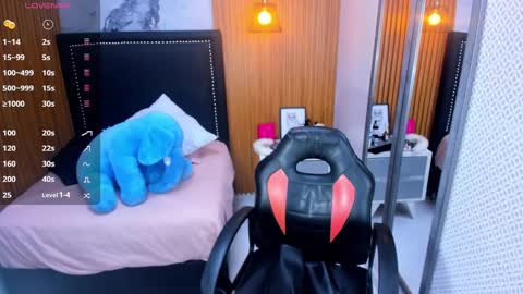 ROSSI online show from November 15, 2025, 3:30 pm