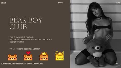 Snapshot of rosiebones chatting on May 26, 2026, 10:28 pm Rosie Bones online show from May 26, 2026, 10:28 pm