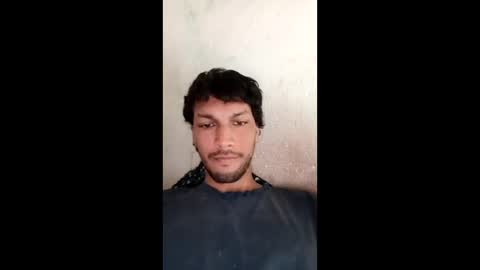 Snapshot of roskof69 chatting on May 18, 2026, 6:36 pm Ribuu online show from May 18, 2026, 6:36 pm