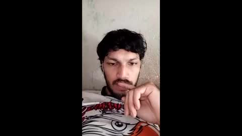 Snapshot of roskof69 chatting on June 11, 2026, 1:05 am Ribuu online show from June 11, 2026, 1:05 am