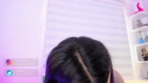   online show from February 5, 2025, 2:16 pm