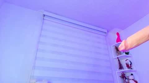   online show from January 9, 2026, 12:30 pm