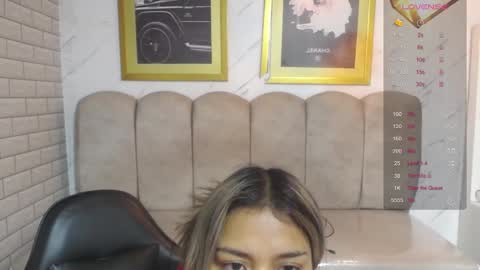 rosse jeane v online show from March 21, 2026, 3:44 am