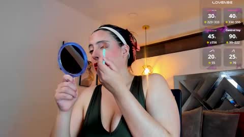 Ross online show from October 8, 2025, 4:43 am