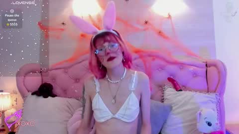 Snapshot of rossiie_hunt_ chatting on October 22, 2025, 5:56 pm rossiie_hunt_ online show from October 22, 2025, 5:56 pm