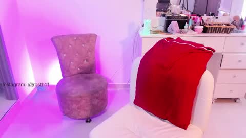 Im Ross   online show from January 12, 2025, 9:40 pm