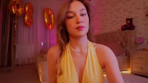 Snapshot of rosyemily chatting on April 27, 2026, 12:58 pm Hi Im Maria Check my Bio online show from April 27, 2026, 12:58 pm